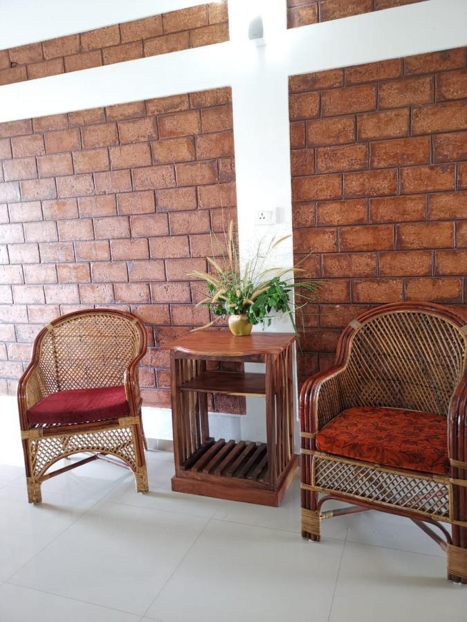 Dr Nisha'S Vedic Remedies 特里凡得琅 外观 照片